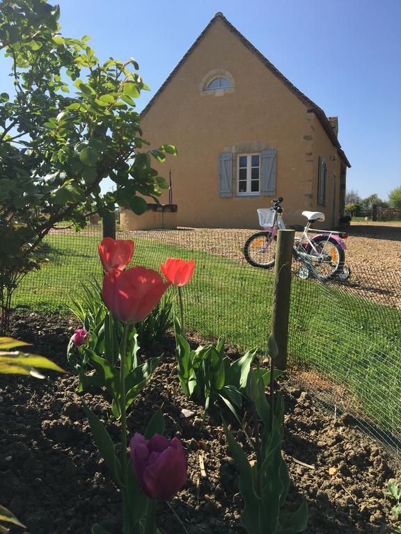 Gite De La Hertaudiere Montbizot Zewnętrze zdjęcie